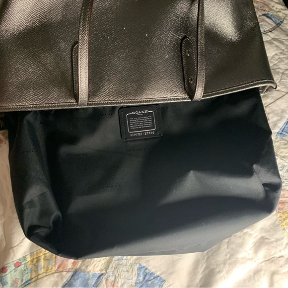 Coach Silver - Picture 7 of 9